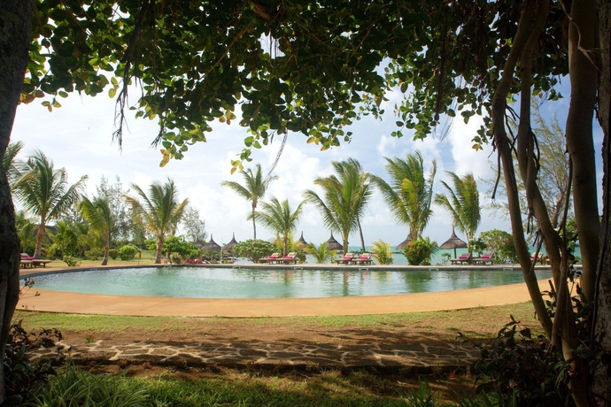 Imagen de los exteriores del Hotel Lux* Grand Gaube Resort & Villas. Foto 4