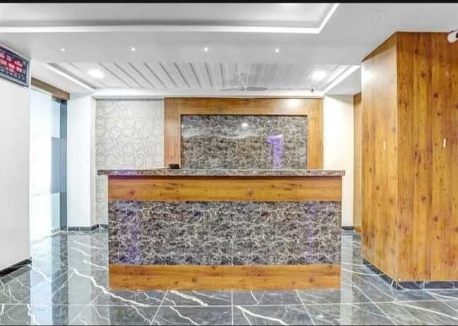 Imagen de los interiores del Hotel Lux Inn, Ahmedabad. Foto 20