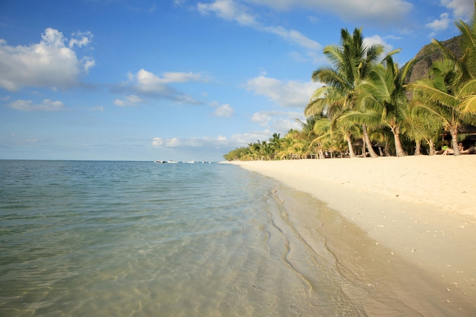 Imagen de los exteriores del Hotel Lux* Le Morne Resort. Foto 9