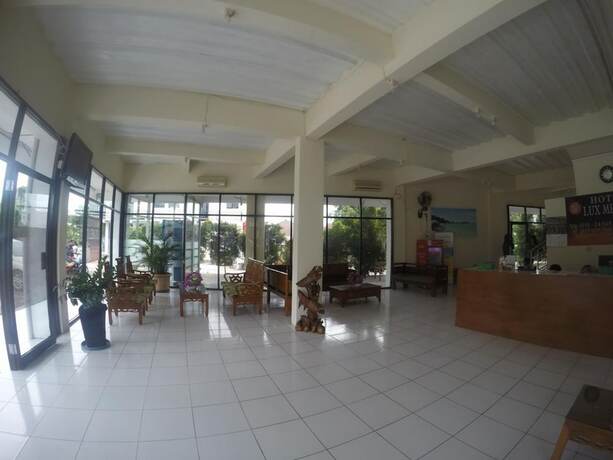 Imagen de la habitación del Hotel Lux Melati. Foto 7