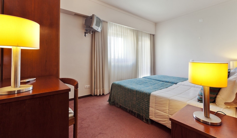 Imagen de la habitación del Hotel Lux Mundi. Foto 15