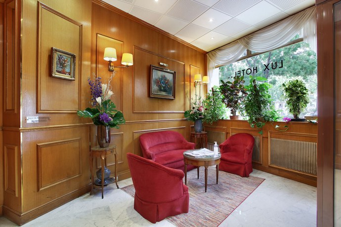 Imagen del bar/restaurante del Hotel Lux Picpus. Foto 2