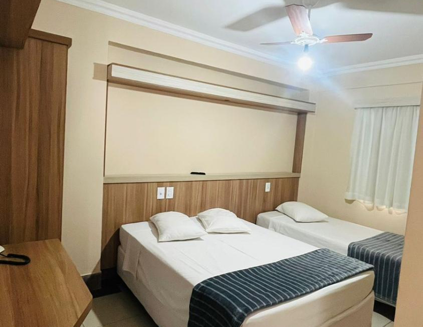 Imagen general del Hotel Lux, Po&ccedil;os de Caldas. Foto 8