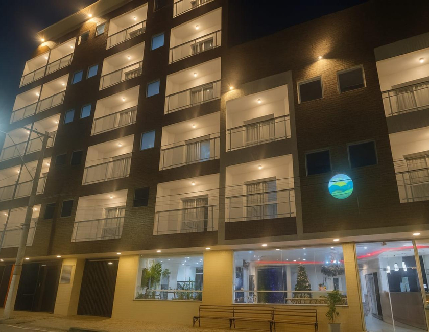 Imagen general del Hotel Lux, Po&ccedil;os de Caldas. Foto 16
