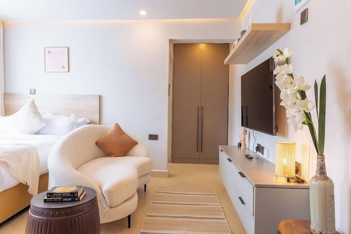 Imagen de la habitación del Hotel Lux Suites Studio City Apartments. Foto 4