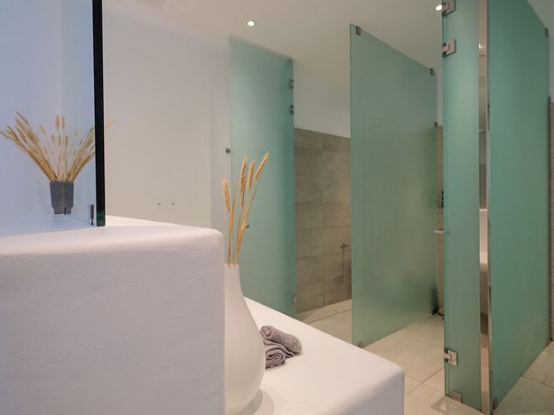 Imagen de la habitación del Hotel Lux Villa, 5 Master BR, Private Pool, Sunset View!. Foto 15