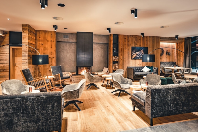 Imagen del bar/restaurante del Hotel Lux-Alp Chalet. Foto 2