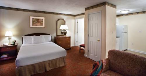 Imagen de la habitación del Hotel Luxbury Inn and Suites. Foto 6