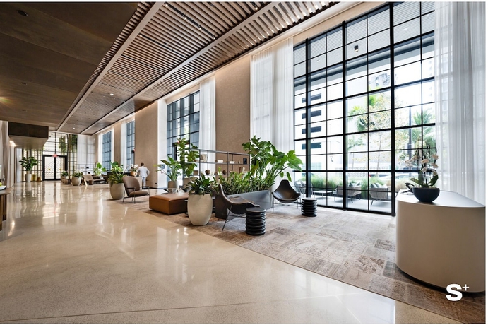 Imagen de los interiores del Hotel Luxe 2-BD Condo in Downtown - City Views. Foto 16