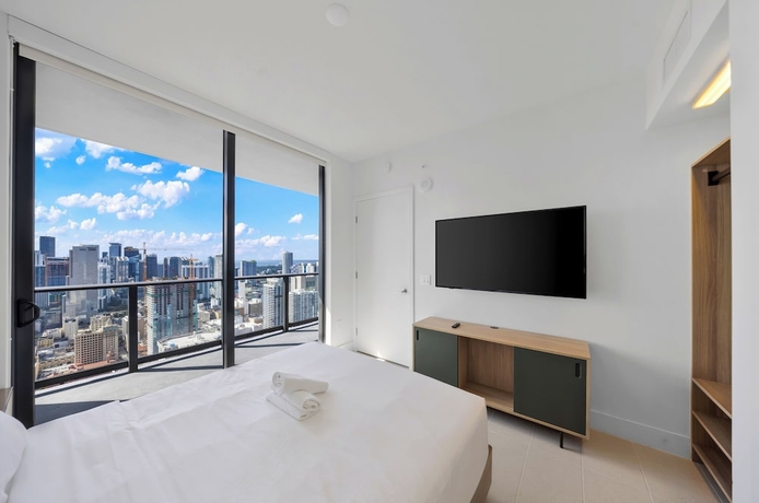 Imagen de la habitación del Hotel Luxe 2-BD Condo in Downtown - City Views. Foto 5