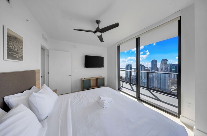 Imagen de la habitación del Hotel Luxe 2-BD Condo in Downtown - City Views. Foto 6