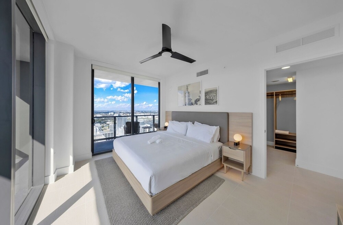 Imagen de la habitación del Hotel Luxe 2-BD Condo in Downtown - City Views. Foto 8