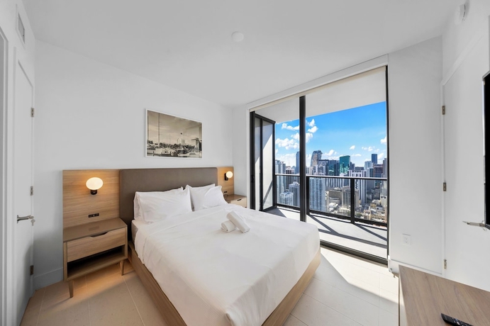 Imagen de la habitación del Hotel Luxe 2-BD Condo in Downtown - City Views. Foto 9