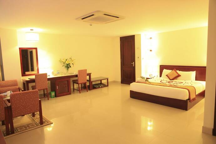 Imagen general del Hotel Luxe, Dong Hoi. Foto 5