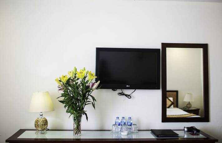 Imagen general del Hotel Luxe, Dong Hoi. Foto 11