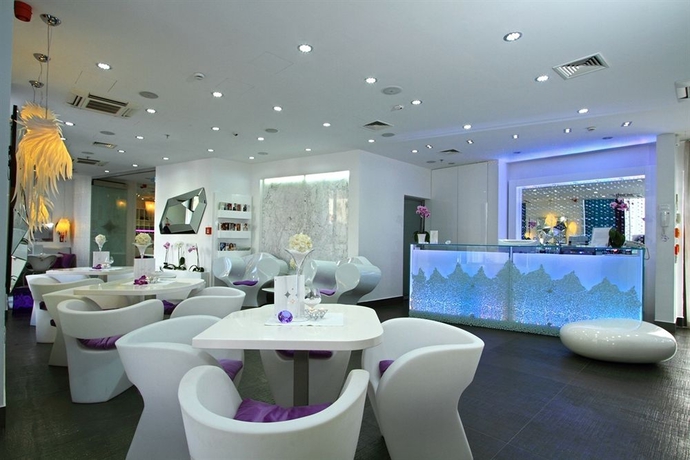 Imagen de los interiores del Hotel Luxe. Foto 5