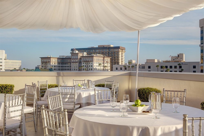 Imagen de los interiores del Hotel Luxe Rodeo Drive. Foto 12