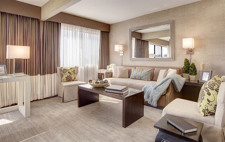 Imagen de la habitación del Hotel Luxe Sunset Boulevard. Foto 8