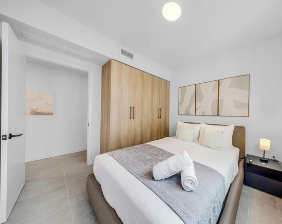 Imagen de la habitación del Hotel Luxe and Chic 1-BR - Balcony and Sea View. Foto 2