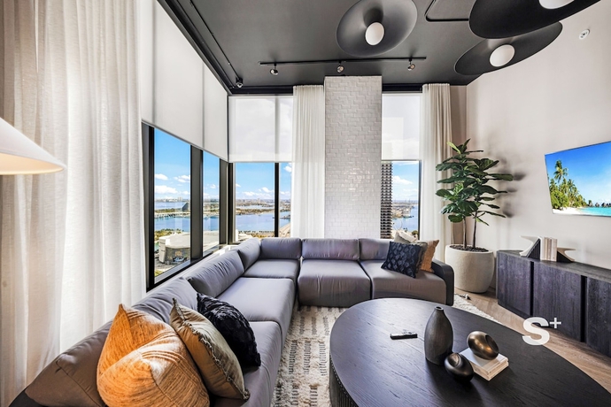 Imagen de la habitación del Hotel Luxe and Chic 1-BR - Balcony and Sea View. Foto 7
