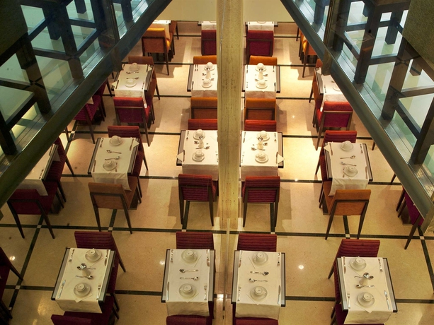 Imagen del bar/restaurante del Hotel Luxe by Turim. Foto 4