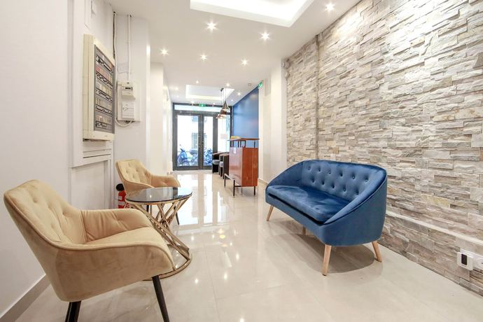 Imagen de los interiores del Hotel Luxelthe. Foto 9