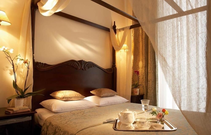 Imagen de la habitación del Hotel Luxembourg. Foto 10