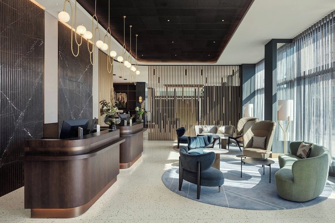 Imagen de los interiores del Hotel Luxembourg Marriott Alfa. Foto 7