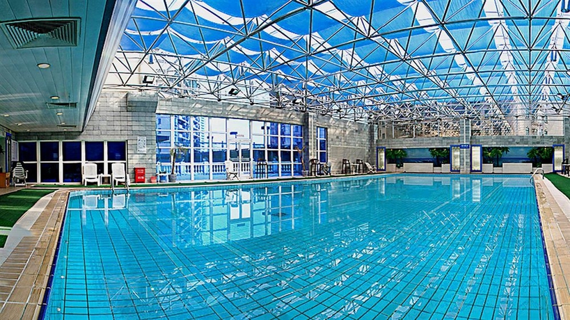 Imagen de la piscina del Hotel Luxemon （pudong Shanghai）. Foto 14