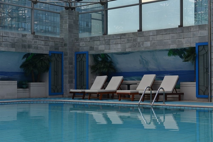 Imagen de la piscina del Hotel Luxemon （pudong Shanghai）. Foto 15