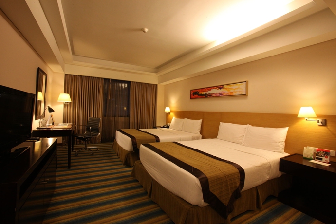 Imagen de la habitación del Hotel Luxent. Foto 5