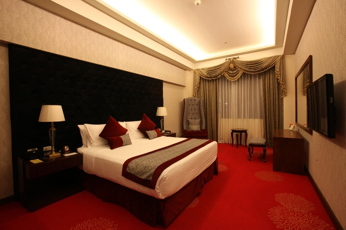 Imagen de la habitación del Hotel Luxent. Foto 11