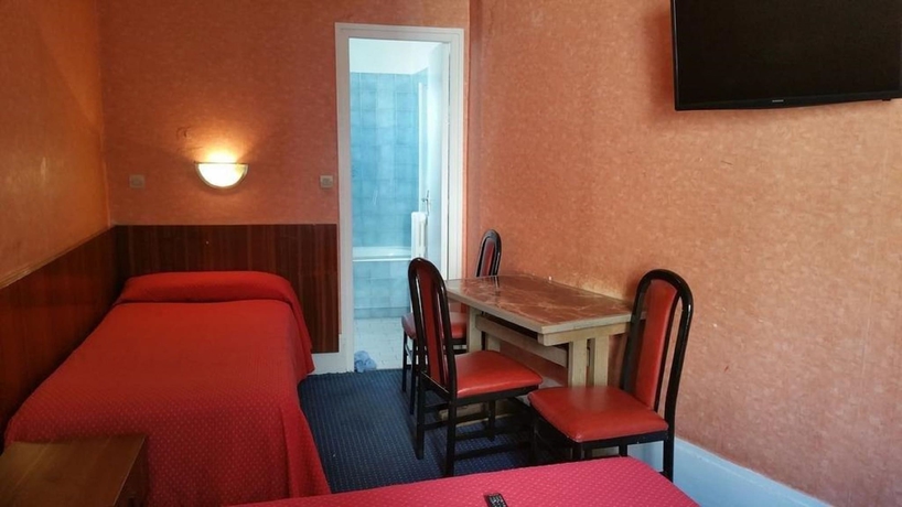 Imagen de la habitación del Hotel Luxia. Foto 4