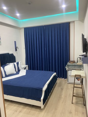 Imagen de la habitación del Hotel Luxin. Foto 11