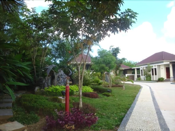 Imagen de los exteriores del Hotel Luxio Sorong. Foto 6
