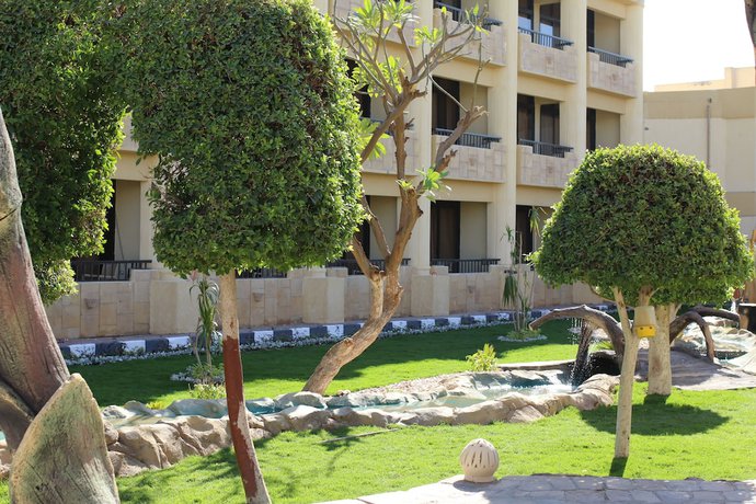 Imagen de los interiores del Hotel Luxor Armed Forces. Foto 5