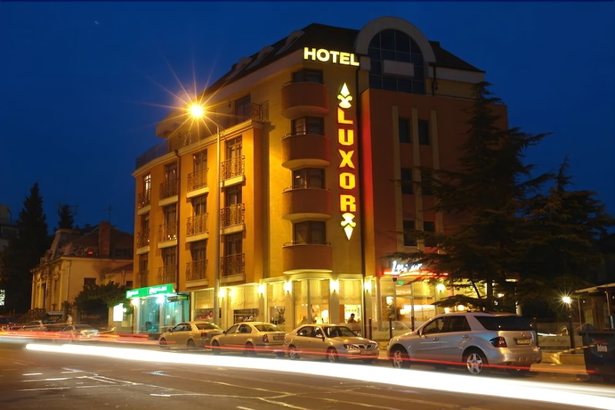 Imagen general del Hotel Luxor, Burgas Ciudad. Foto 1