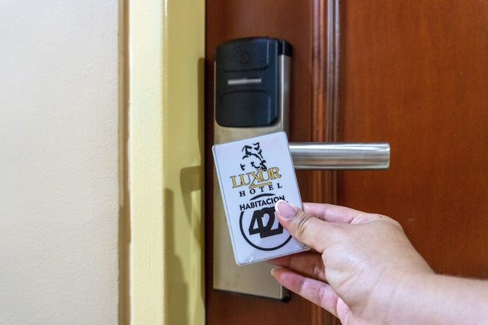 Imagen de la habitación del Hotel Luxor C&uacute;cuta. Foto 18