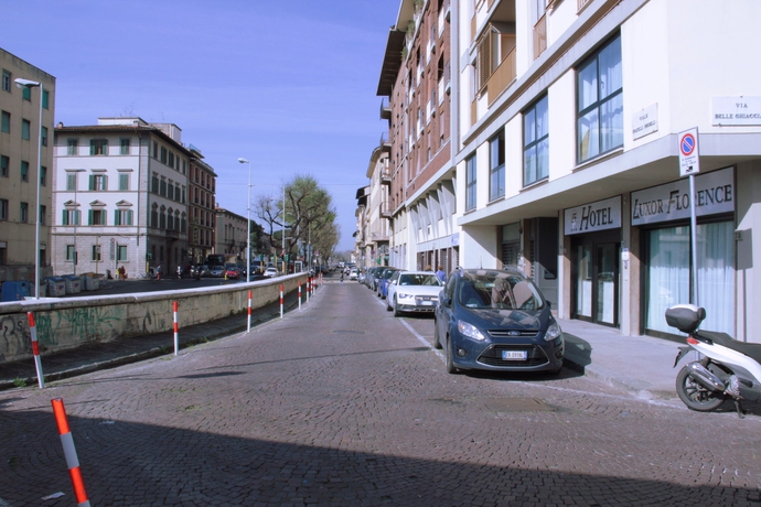 Imagen de los exteriores del Hotel Luxor Florence. Foto 11