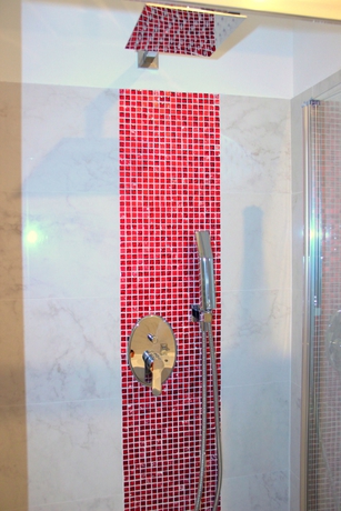 Imagen de la habitación del Hotel Luxor Florence. Foto 8