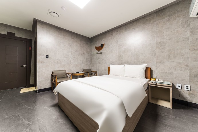 Imagen de la habitación del Hotel Luxor, Goyang. Foto 9