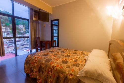 Imagen general del Hotel Luxor - La Merced. Foto 13