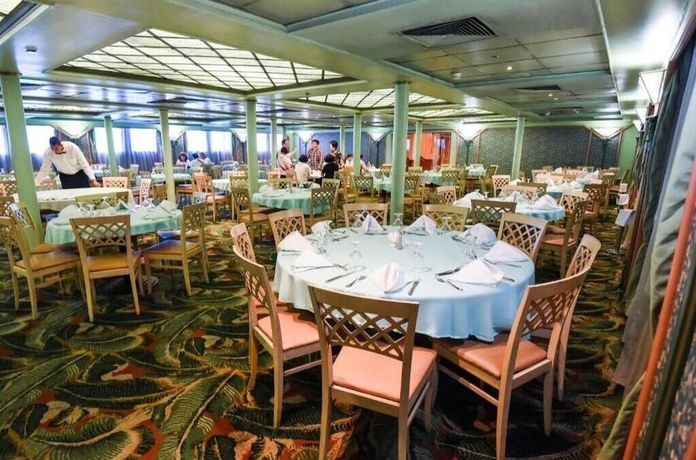 Imagen del bar/restaurante del Hotel Luxor Nile Cruises. Foto 5