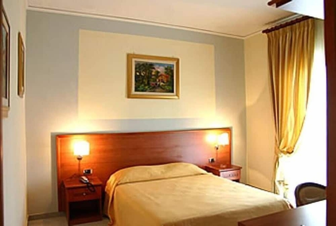 Imagen de la habitación del Hotel Luxor, POMPEYA. Foto 4