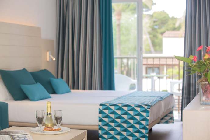 Imagen de la habitación del Hotel Luxor, Playa de Palma. Foto 8