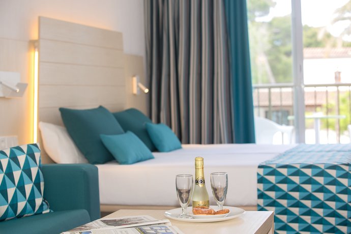 Imagen de la habitación del Hotel Luxor, Playa de Palma. Foto 10