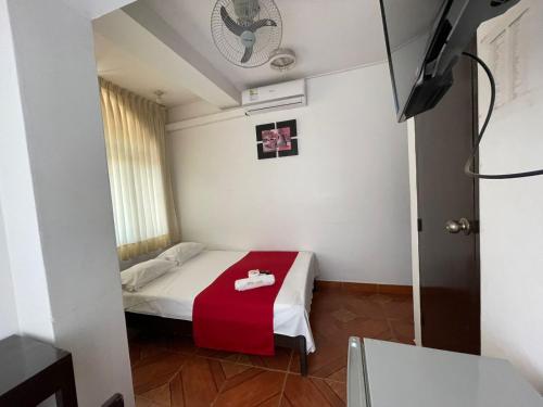 Imagen de la habitación del Hotel Luxor Pucallpa. Foto 15