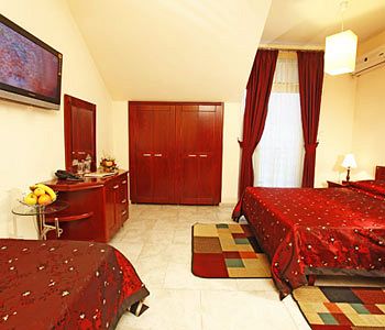 Imagen de la habitación del Hotel Luxor, SKOPJE. Foto 5