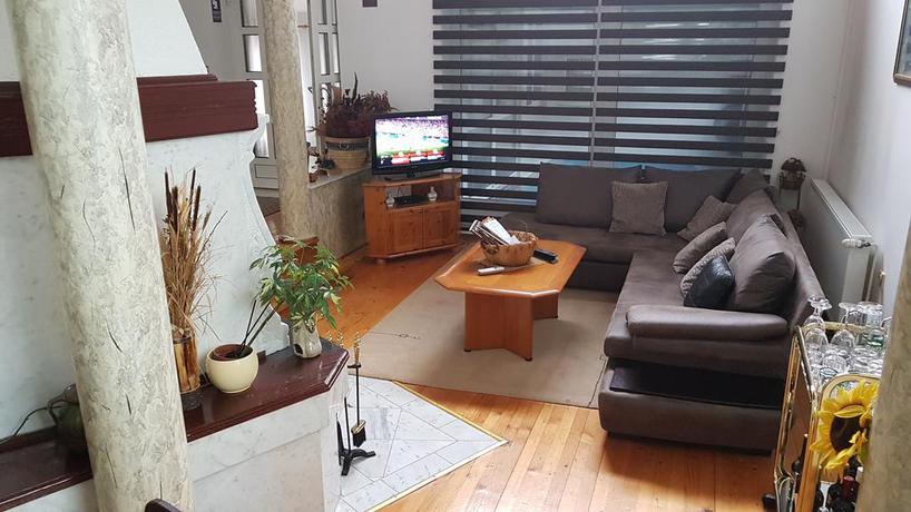 Imagen de los interiores del Hotel Luxotel. Foto 13