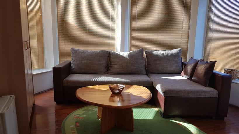 Imagen de los interiores del Hotel Luxotel. Foto 16